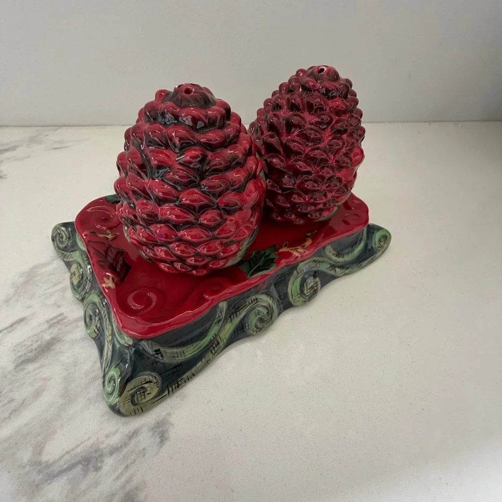 Tracy Porter Winter Collection Red Pinecone Salt and Pepper Shakers with Tray